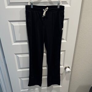 Vuori Black flare pants